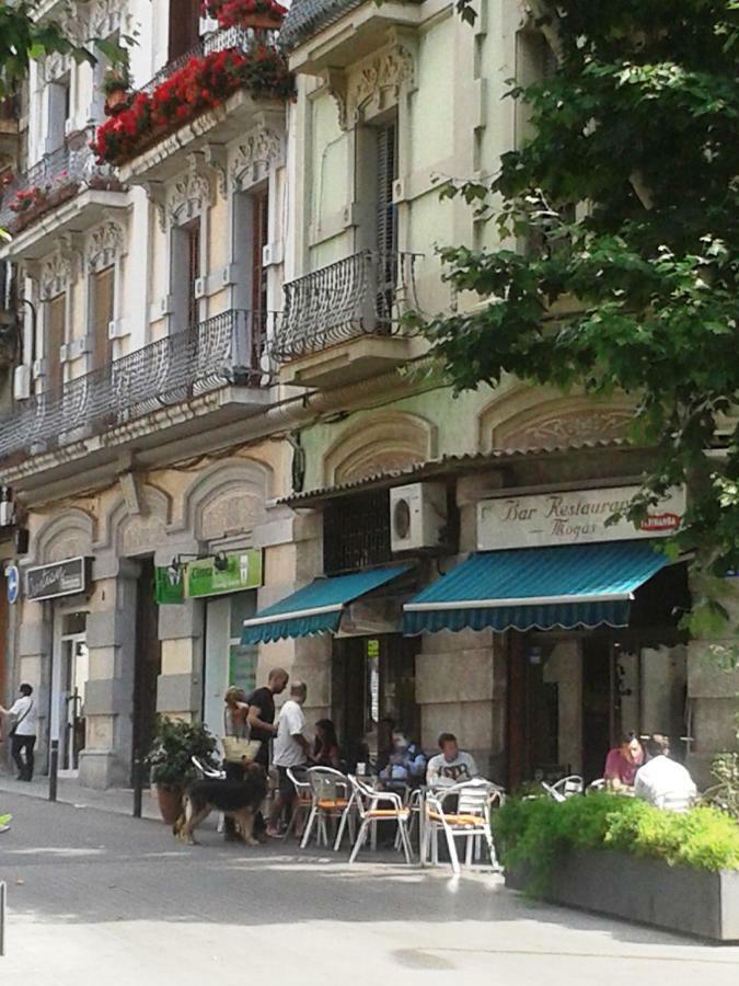 Penthouse Pza Espana - 4th Floor Apartment *
